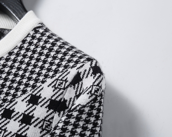 ブランドセーター着用イメージ